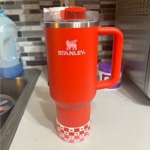 Target Exclusive Red Valentine 40oz Stanley